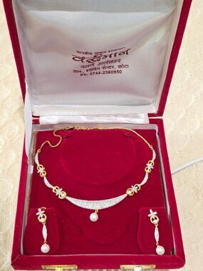 Indian Design Faux Pearl Rhinestone Gold Wedding Necklace Earrings Set Boxed